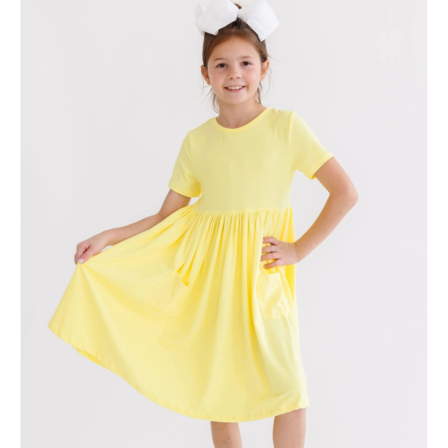 Mila & Rose Yellow S/S Pocket Twirl Dress